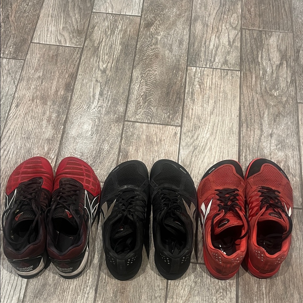 Reebok Sneakers in Red and Black